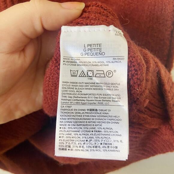 NEW Banana Republic Burnt Orange Alpaca Blend Envelope Hem Sweater Vest Large - Picture 3 of 5